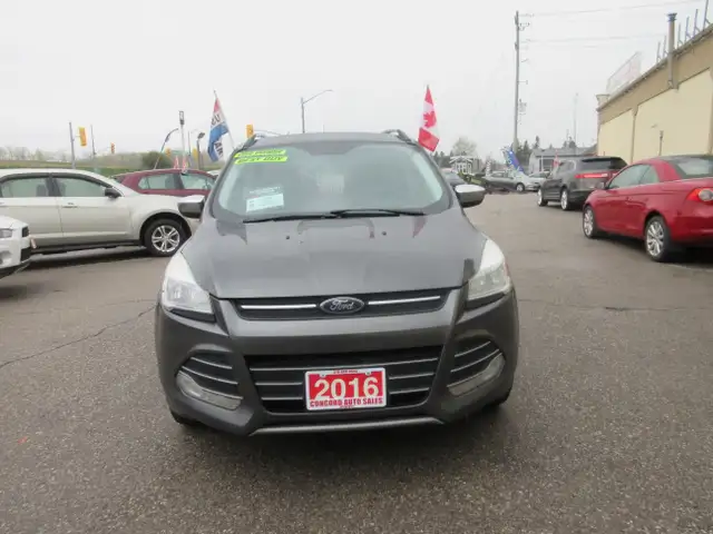 2016 Ford Escape SE - Photo 2