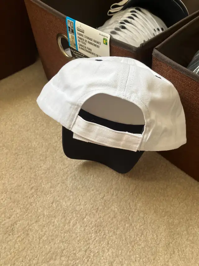 HIT ELITE BASEBALL CAPS - $3 EACH - BLACK OR WHITE - 72 IN TOTAL - Photo 2