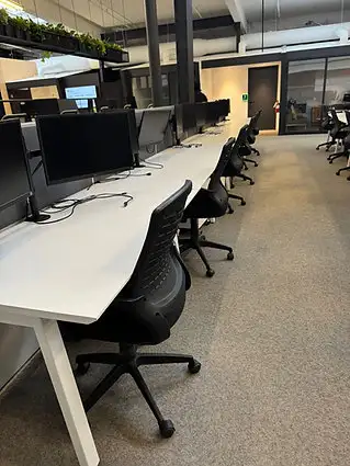 Three H Parkway Benching & Open Plan Office! - Photo 8
