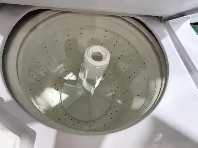 Frigidaire Laundry Centre L0503 - Photo 3