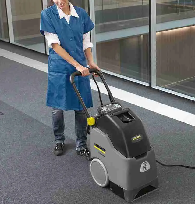 Karcher Cadet 7 Commercial Carpet Extractor - Photo 2