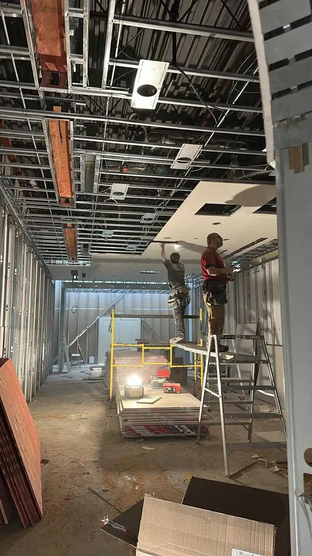 helper needed - Photo 3