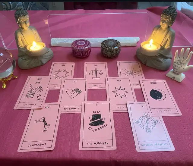 Psychic Bella - Photo 2