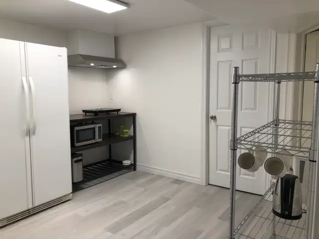 Private Basement Room for One Female Tenant – Bellamy & Lawrence - Photo 6