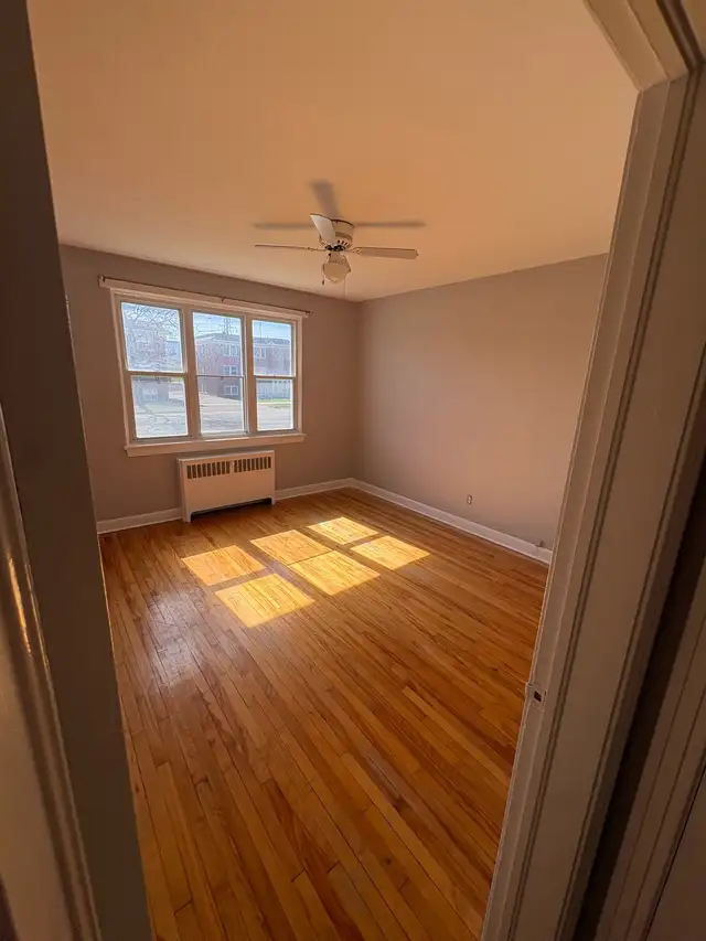 2 Bedroom Carlington - Photo 4