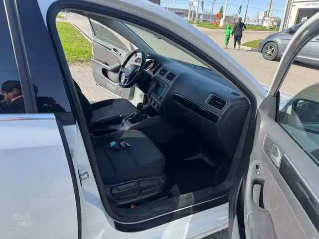 2015 Volkswagen Jetta Sedan Comfortline TDI MANUAL - Photo 10