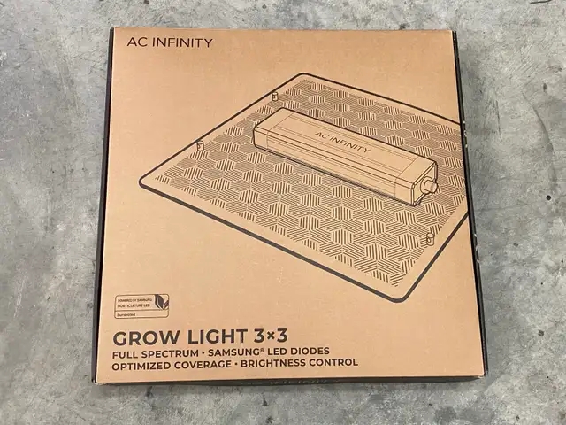 Vivosun 3x3 grow tent and lights $250