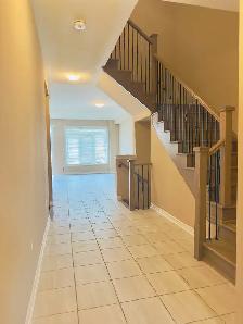 3 BED 3 BATH HOUSE WITH HUGE BASEMENT UP FOR LEASE - Photo 2