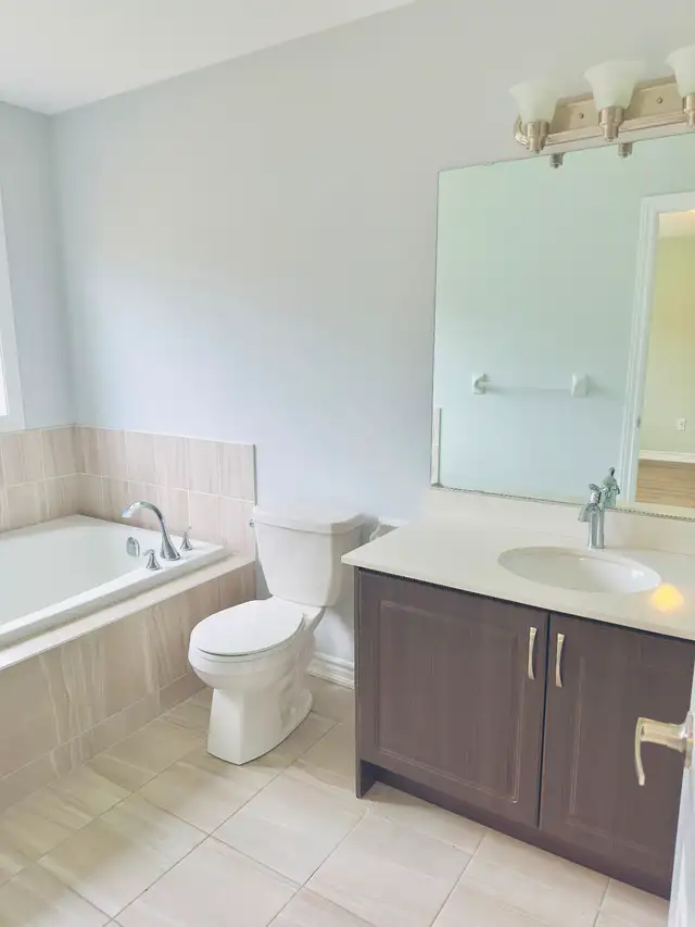 3 BED 3 BATH HOUSE WITH HUGE BASEMENT UP FOR LEASE - Photo 6