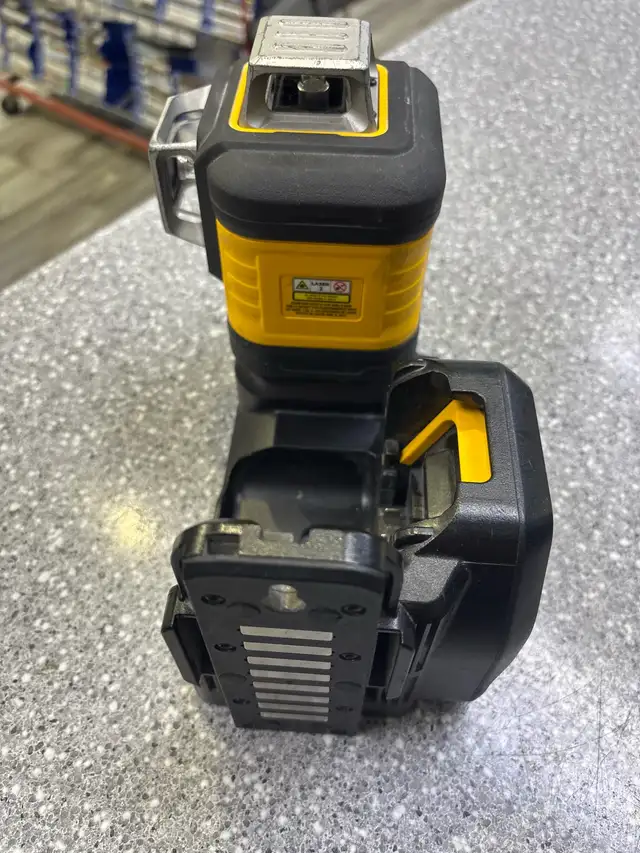 Dewalt DCLE34030 3x360 Green Laser Lever Tool Only - Photo 3