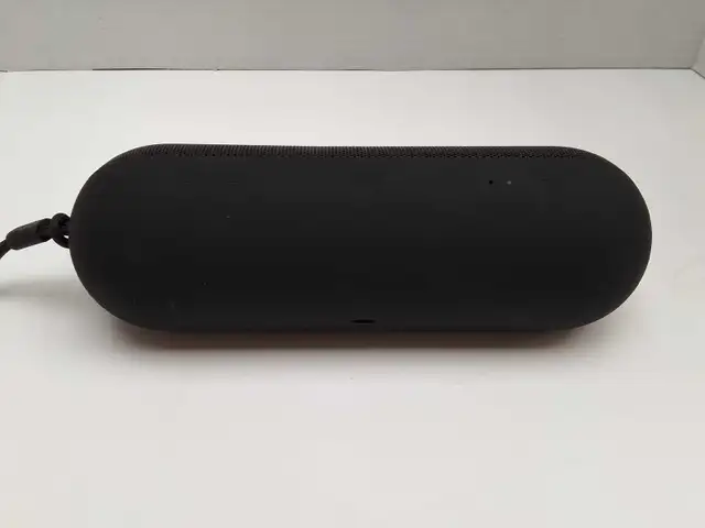 Apple Beats Pill A3211 Bluetooth Speaker - Black - Photo 3