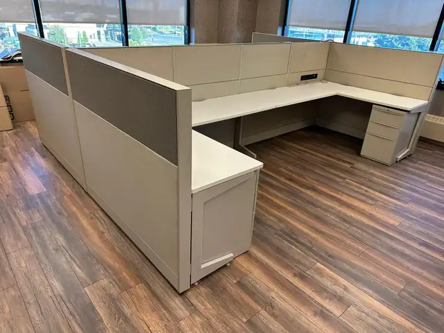 Desk/Cubicles/Workstation For Sale-Call Us Now! - Photo 7