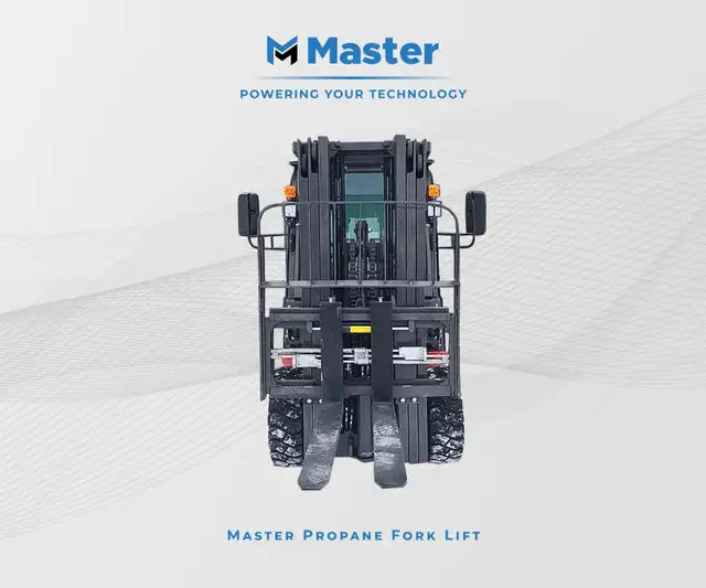 Master Loader with Articulating Boom and Attachments - Photo 3