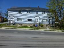 Great Student Rental In Fantastic Location 361 King St W