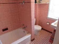 Great Student Rental In Fantastic Location 361 King St W - Photo 2