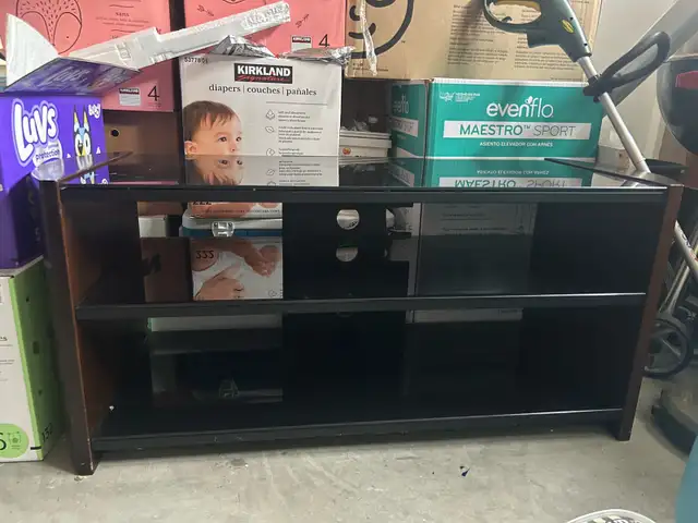 tv stand - Photo 3