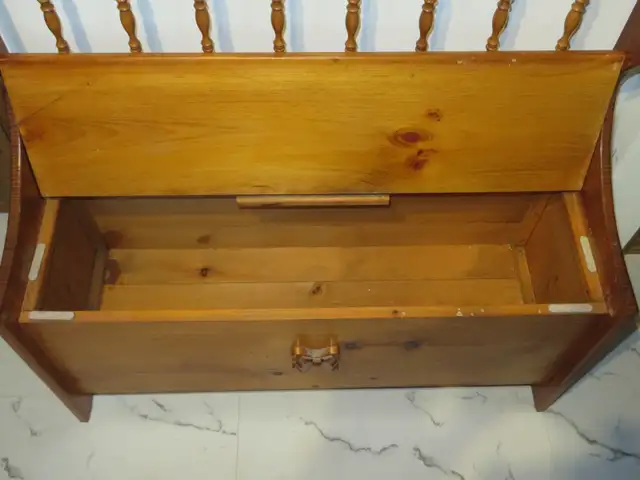 Storage bench - Photo 2