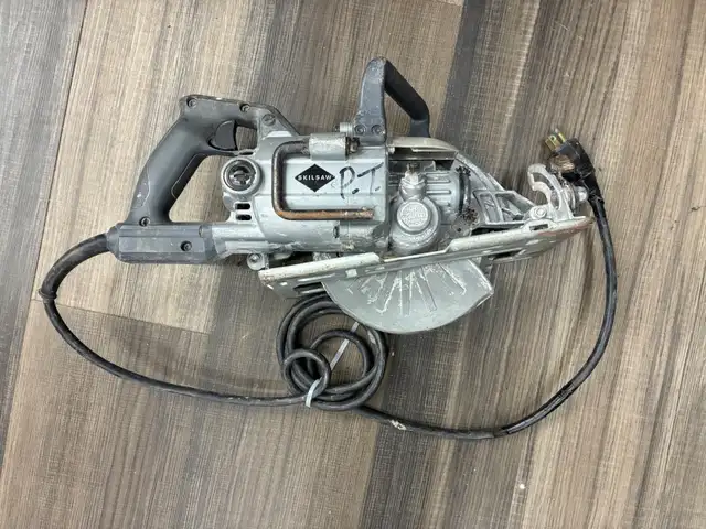 Skilsaw SPT77W Worm Drive Circular Saw - Photo 2