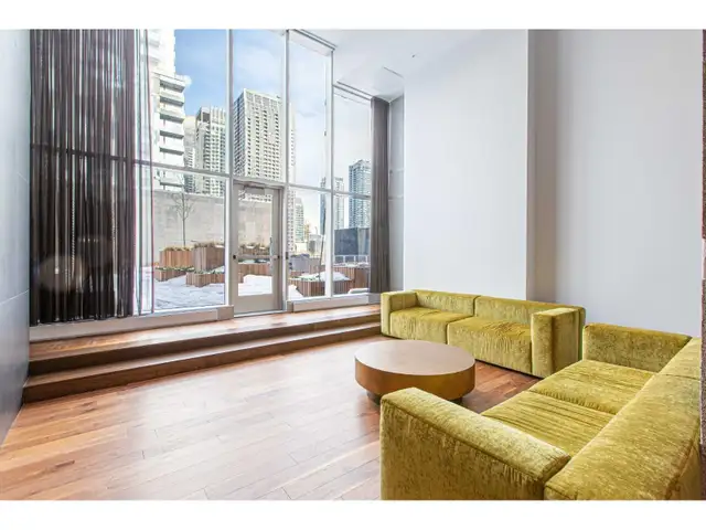 Prime Downtown Location Apartment for Rent - Photo 8