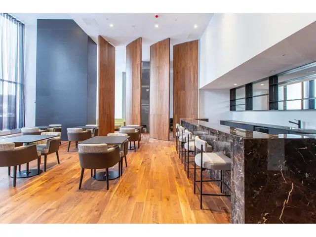 Prime Downtown Location Apartment for Rent - Photo 9