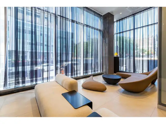 Prime Downtown Location Apartment for Rent - Photo 10