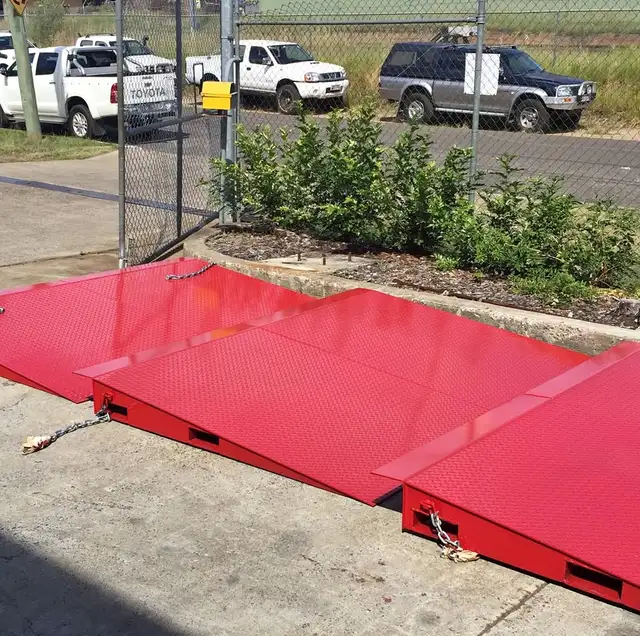 CR08S Container Ramp – Ideal for Loading & Unloading - Photo 4