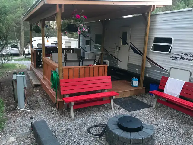 LOT & TRAILER FOR SALE: Mountain Shadows Resort, Radium BC - Photo 2