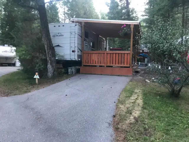 LOT & TRAILER FOR SALE: Mountain Shadows Resort, Radium BC - Photo 5