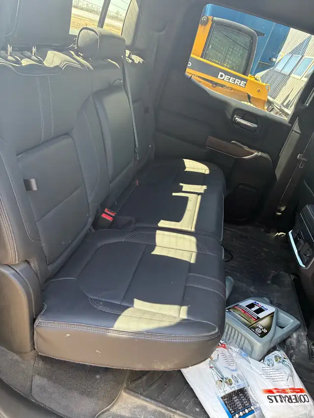 2022 Chevrolet Silverado 1500 High Country - Photo 5