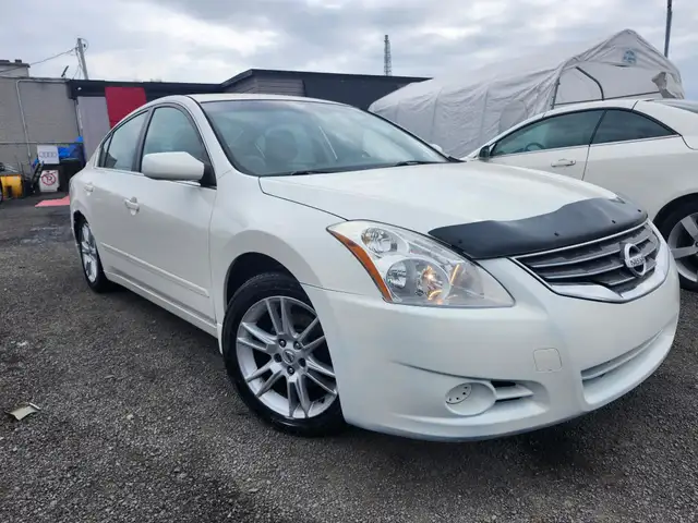 2010 Nissan Altima AUTOMATIQUE PETIT BUGET - Photo 2