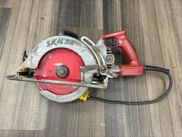 Skilsaw HD77 Worm Drive Circular Saw