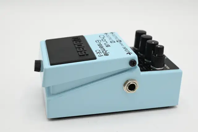 Boss CE-5 Chorus Ensemble a classic chorus pedal USED in working - Photo 3