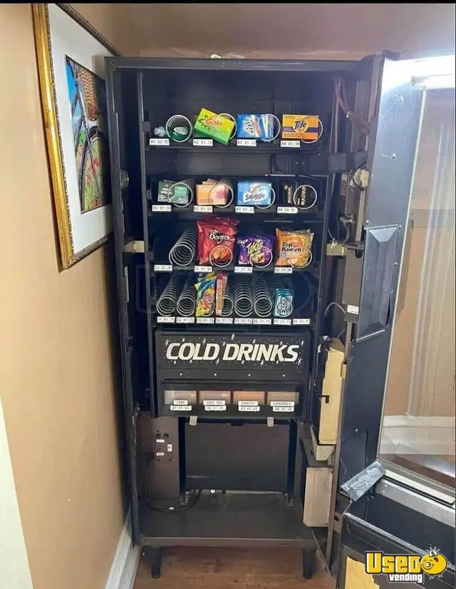 Vending Machine Sales and Repair - Photo 3