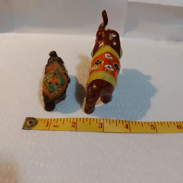 Embossed Elephants - Photo 4