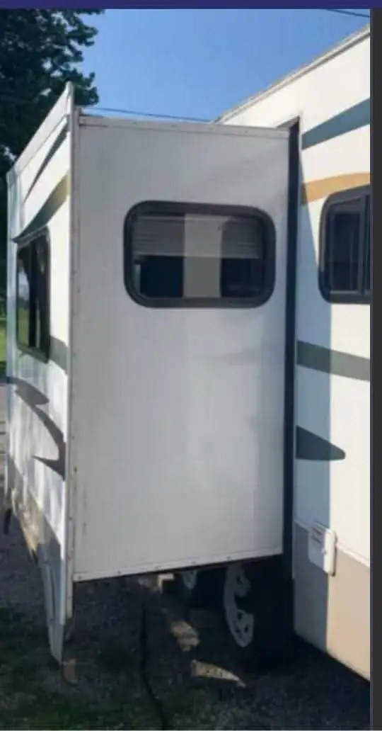For sale: 28 ft 2008 Fleetwood Wilderness - Photo 4
