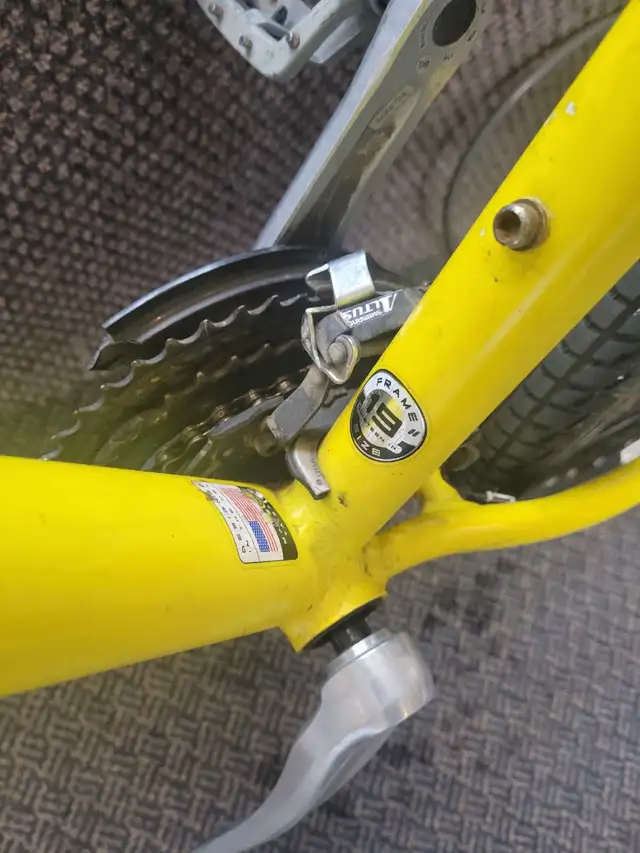 Giant Yukon Yellow Bicycle - Photo 4