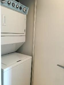 Yonge-Finch Condo 2 Bed 2 Bath 1 Parking at Subway station for r - Photo 10