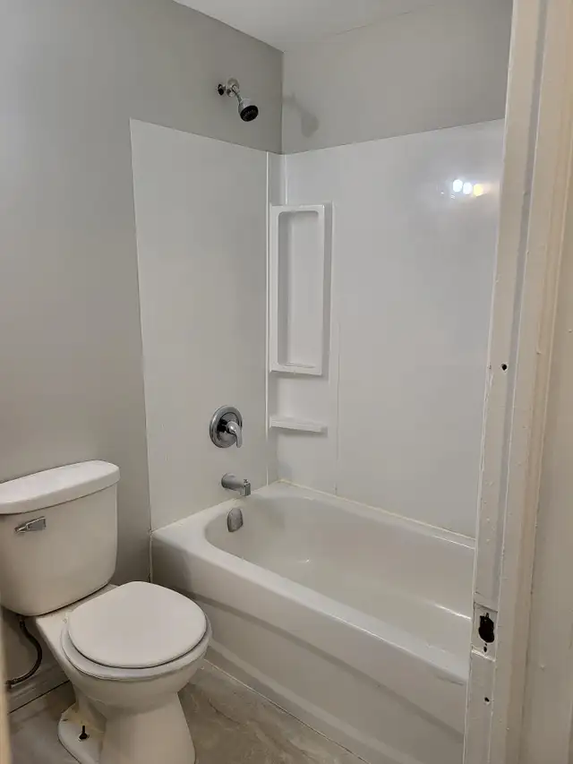 162 Charlotte St, West, #12 - Photo 4