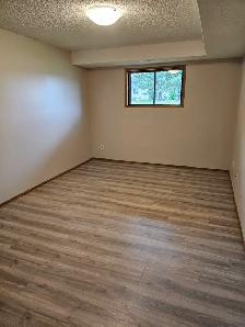 Beautiful 2 Bedroom Condo call to apply 306-960-5282 - Photo 4