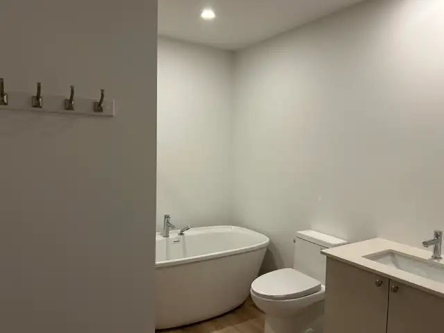 SIX LOGEMENTS 2026 DE 4 ½ AVEC PIÈCE BUREAU A SABREVOIS - Photo 6