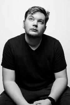 Offering to take Outdoor/Studio Portraits! - Photo 4