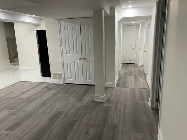 one bedroom for rent in a Legal 2 bedroom Basement in Brampton - Photo 4