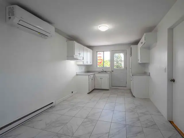 4 1/2 À LOUER LAVAL (VIMONT)- - Photo 2