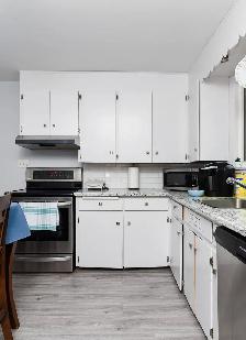 C1 MAIN - 3 BEDROOMS APARTMENT – FULLY FURNISHED | ALL UTILITIES - Photo 16