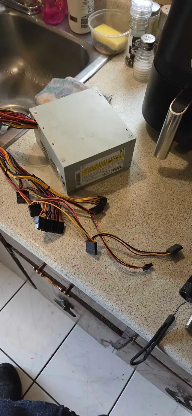 500 WATT POWER SUPPLY