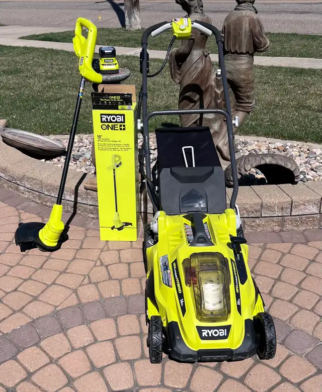 Ryobi 16 inch Hybrid mower - Photo 3
