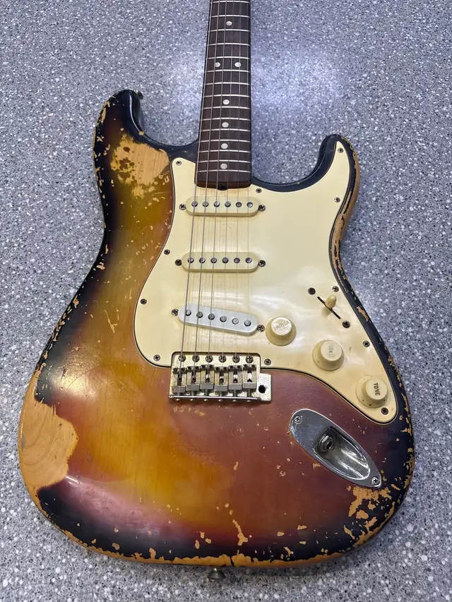 Fender Stratocaster 1969 Vintage Guitar - Photo 9