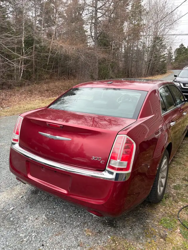 2014 chrysler 300c - Photo 2
