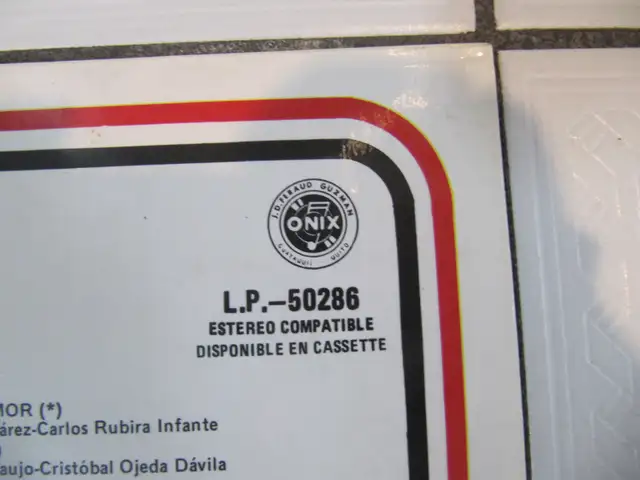 Mis Mejores Pasillios Vol II Julio Jaramillo Vinyl LP Circa 1982 - Photo 5