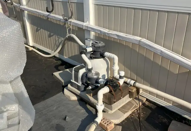 Outdoor portable 4 x 16 foot pool - Photo 3